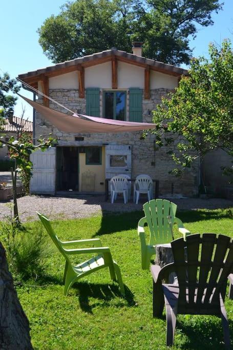 Couanac gîte familial à la campagne avec piscine Cayriech Esterno foto